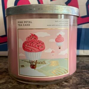 Bath & Body Works 3-Wick candles